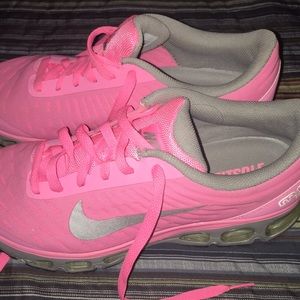 Nike running shoes, like new